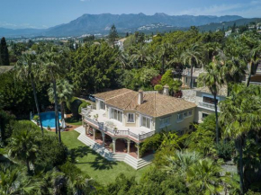 VILLA LILIA